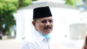 Eks Bupati Padang Pariaman Ali Mukhni dikabarkan meninggal. (dok. istimewa)