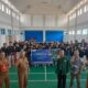 Mahasiswa Administrasi Publik Unand berfoto bersama jajaran Diskominfo Kabupaten Pesisir Selatan dalam kuliah lapangan mempelajari governansi digital. (Foto: Dok. Antara Sumbar/HO-Adm Publik Unand)