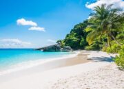 7 Tempat Wisata Pantai di Sumatera Utara, Solusi Liburan Anti Boncos