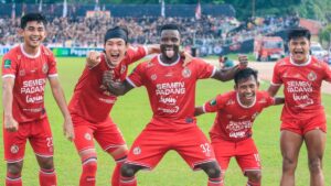 Selebrasi pemain Semen Padang FC usai cetak gol ketiga ke gawang Sriwijaya FC. (dok. MO Semen Padang FC)