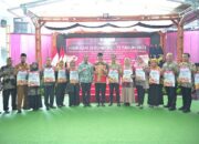 Kemenkumham Serahkan Piagam Daerah Peduli HAM ke Sumbar dan 15 Kabupaten-Kota