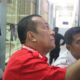 Irwil III Kemenkumham, Iwan Santoso (baju merah) didampingi Kepala Rutan Kelas IIB Padang, Welli Kamil meninjau kondisi sel tahanan di penjara tersebut. (Foto: Dok. Humas Rutan Padang)