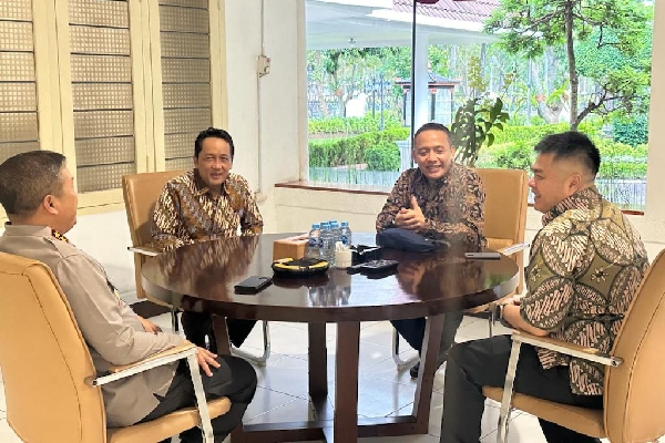 Pertemuan Direksi PTPN IV dengan Kapolda Sumatera Utara (Sumut), Irjen Agung Imam Setya Effendi. (Foto: Dok. Istimewa)