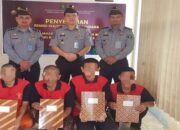 Berkelakuan Baik, Empat Napi Rutan Padangpanjang Terima Remisi Natal
