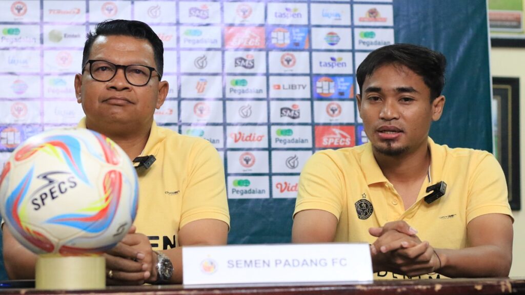 Post match press conference Semen Padang vs Persiraja. (dok. Radarsumbar.com)