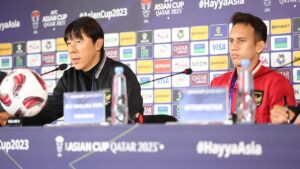 Shin Tae-yong dan Egy saat prematch press conference jelang lawan Jepang. (dok. PSSI)