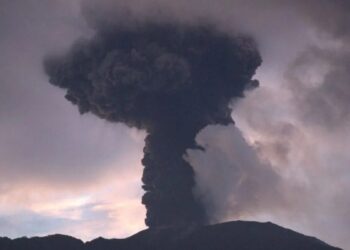 Berpotensi ke Arah BIM, BMKG Pantau Sebaran Abu Vulkanik Marapi