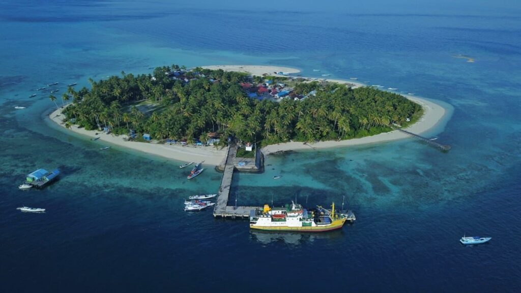 Layanan kapal perintis di wilayah kepulauan. (dok. Infopublik)