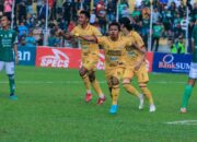 Diwarnai Tiga Kartu Merah, Semen Padang FC Bermain Imbang dengan PSMS