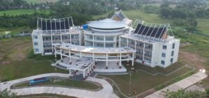Gedung baru DPRD Kota Padang yang berlokasi di kawasan Aie Pacah, Kecamatan Koto Tangah, Kota Padang. Gedung ini menjadi kantor bagi 45 Anggota DPRD Kota Padang periode 2024-2029. (Foto: Dok. Istimewa)