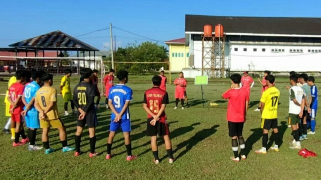 Persiapan skuad sepakbola Sumbar untuk PON 2024. (dok. istimewa)