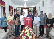Sebut Kandang Semen Padang FC Tetap di Stadion Agus Salim, Gubernur Sumbar Puji Perhatian dan Kepedulian Andre Rosiade