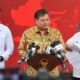 Menko Perekonomian Airlangga Hartarto, Menteri ATR/Kepala BPN Agus Harimurti Yudhoyono, dan Menteri PUPR Basuki Hadimuljono memberikan keterangan pers terkait proyek strategis Nasional (PSN), Senin (18/03/2024), di Jakarta. (Foto: Humas Setkab/Jay)