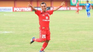 Riko Simanjuntak saat berseragam Semen Padang FC. (dok. istimewa)