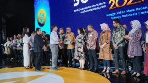 Semen Padang raih penghargaan di BCOMSS 2024. (dok. Humas)