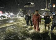 Catat! Ini Daftar Torehan Penghargaan Mahyeldi di Tahun 2024