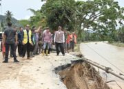 Usai Diperbaiki, Jalan Terban di Pesisir Selatan sudah Bisa Dilalui