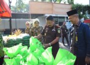 Kejati Sumbar Gelar Pasar Murah, Ikut Berkontribusi Bantu Masyarakat karena Kenaikan Harga Barang Pokok