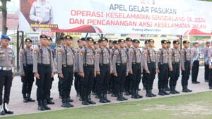 Apel pasukan Operasi Keselamatan Singgalang 2024 di Mapolda Sumbar. (dok. Bidhumas)