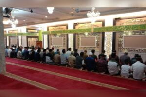 Jamaah Muhammadiyah mulai melaksanakan salat tarawih pada Minggu (10/3/2024) malam, termasuk di Kota Padang. (Foto: Dok. Radarsumbar.com)