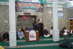 Safari Ramadan 1445 Hijriah Pemko Padang ditutup di Masjid Syukur Rawang, Kecamatan Padang Selatan. (Foto: Dok. Prokopim)