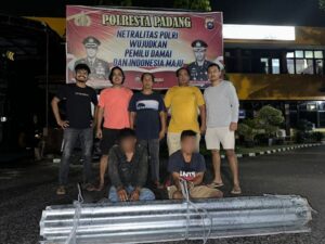 Korban pencurian barang material ditangkap Tim Klewang Polresta Padang pada Senin (15/4/2024) malam. (Foto: Dok. Tim Klewang)