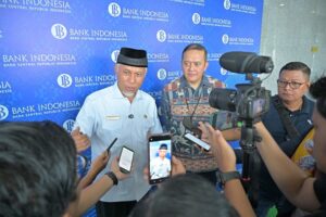 Gubernur Sumatera Barat (Sumbar), Mahyeldi mengapresiasi peran serta seluruh pihak yang terus berupaya dalam pengendalian inflasi di provinsi tersebut. (Foto: Dok. Adpim)