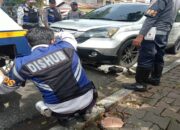 Parkir Sembarangan, Tim Gabungan di Padang Derek dan Kempeskan Mobil Pengendara Nakal