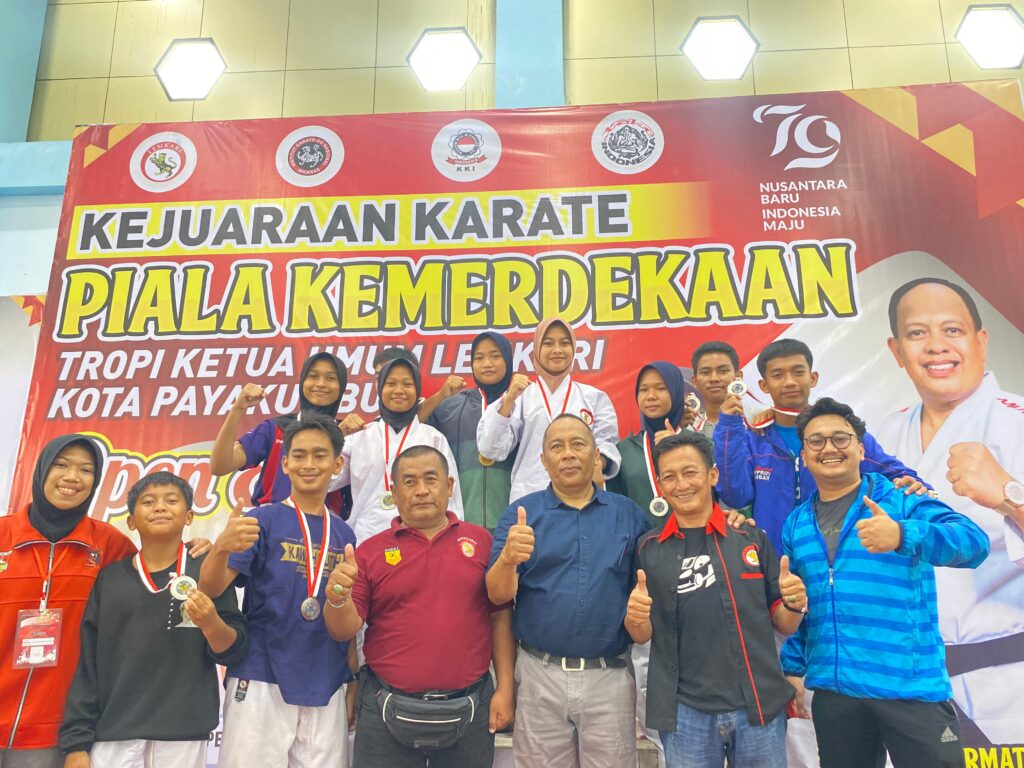 Atlet Dojo Lembaga Karate-Do Indonesia (Lemkari) Pulau Punjung, Kabupaten Dharmasraya. (Foto: Dok. Istimewa)