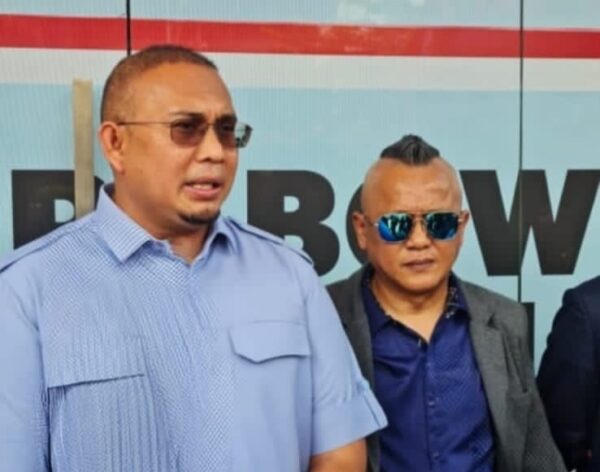 Arsip: Andre Rosiade dan Mukti Ali Kusmayadi Putra alias Boy London. (Foto: Dok. Pribadi)