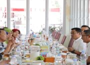 Hendri Septa-Hidayat Tampung Aspirasi Pedagang Pasar Raya