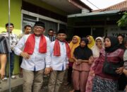 Hendri Septa dan Hidayat “Dihadang” Penyandang Disabilitas hingga Anak Panti Asuhan