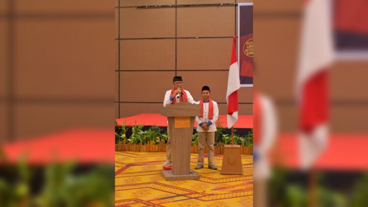 Paslon wali kota dan wakil wali kota Padang nomor urut 3 Hendri Septa-Hidayat. (Foto: Dok. Istimewa)