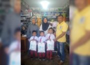 Pemko Pariaman Bantu Seragam Sekolah bagi Siswa Kurang Mampu
