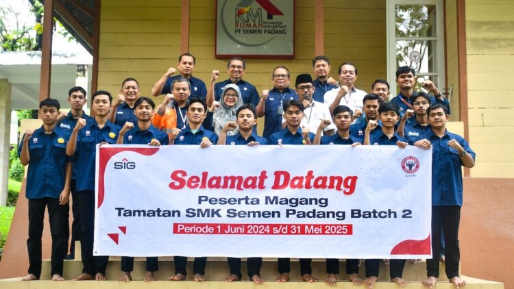 Magang tamatan SMK Semen Padang batch 2. (dok. istimewa)