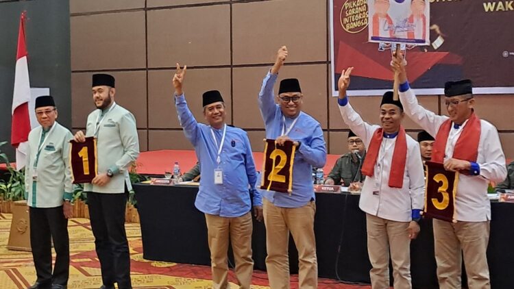 Nomor urut pasangan calon Pilkada Padang 2024. (dok. istimewa)