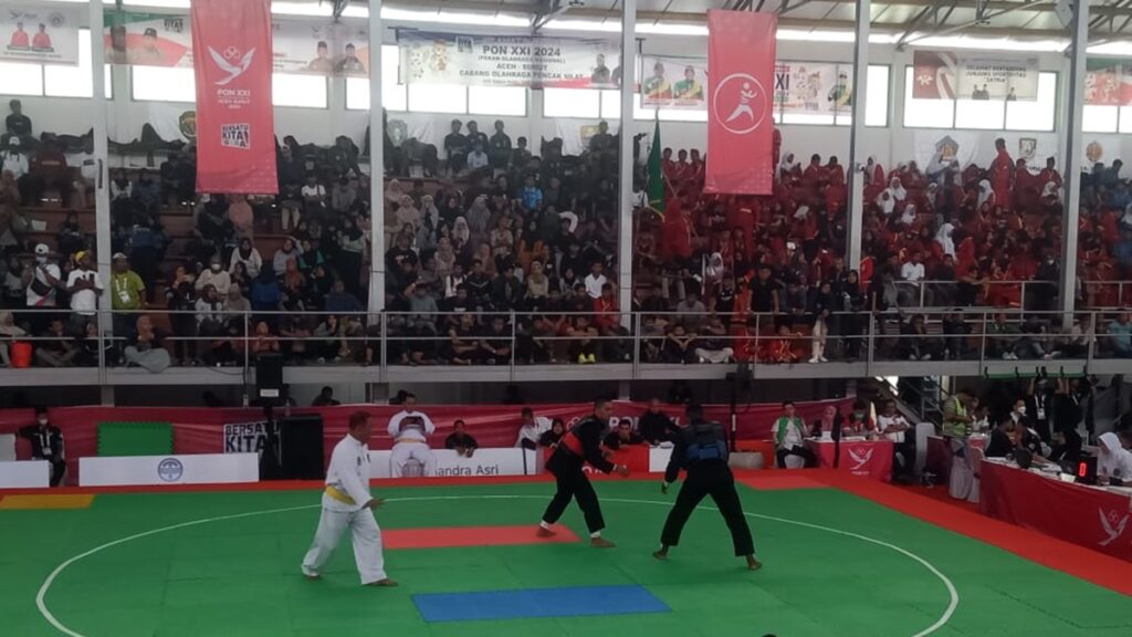 Pesilat Sumbar Bintang hanya mampu raih medali perunggu setelah dikalahkan pesilat Papua di babak semifinal. (dok. istimewa)