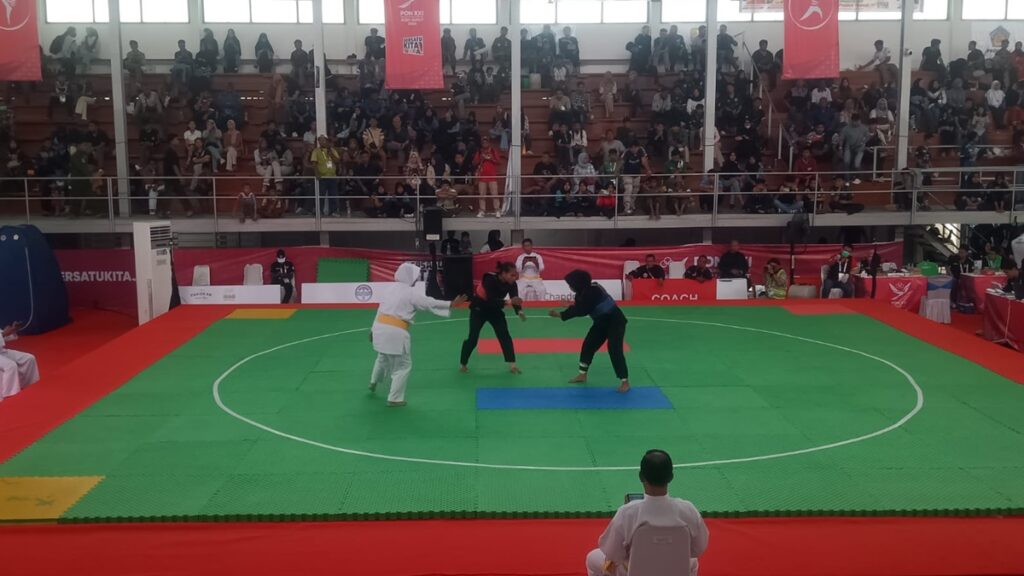 Pesilat putri Sumbar berpeluang raih emas di PON XXI. (dok. istimewa)