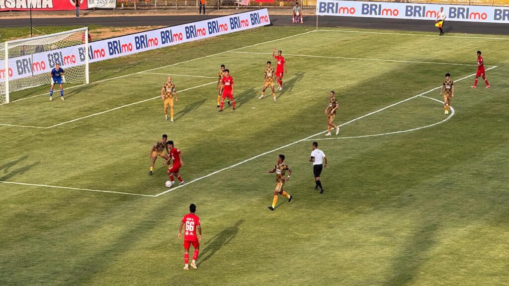 Semen Padang FC vs Dewa United. (dok. Radarsumbar)