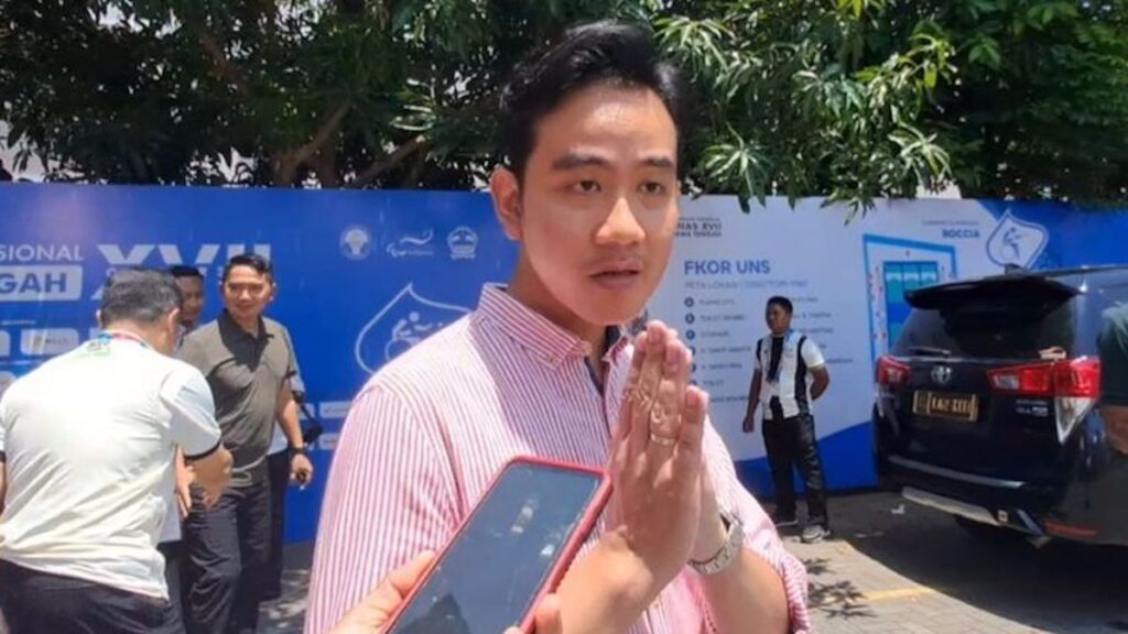 Wakil Presiden Terpilih Gibran Rakabuming Raka saat di Kota Solo, Jawa Tengah (Jateng), pada Sabtu (12/10/2024)(KOMPAS.COM/Fristin Intan Sulistyowati)