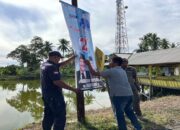 Melanggar, Ratusan APK Pilkada Ditertibkan Bawaslu Kota Pariaman