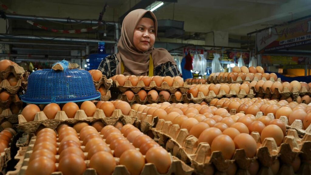 Penjual telur di Padang Panjang. (dok. Diskominfo Padang Panjang)