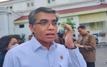 Menteri Ketenagakerjaan Yassierli di Kompleks Istana Kepresidenan, Jakarta, Rabu (6/11/2024). (ANTARA/Mentari Dwi Gayati)