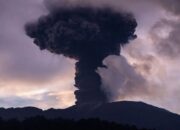 Gunung Marapi kembali Erupsi, Kolom Abu tak Teramati