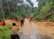 Longsor Susulan Terjang Bancah Laweh Pasaman, Akses Kendaraan masih Terhambat