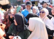 Mahyeldi Ditemani Istri Sapa Warga Lubuk Kilangan via Senam Sehat