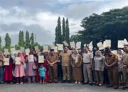 Pemkab Dharmasraya Serahkan Sertifikat Redistribusi Tanah 137 Bidang ke Masyarakat