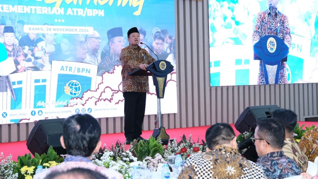 Menteri ATR/BPN Nusron Wahid saat memberi sambutan di hadapan pegawai ATR/BPN. (dok. istimewa)