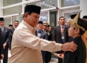 Bangga! Siswa SD di Kairo Sambut Presiden Prabowo Pakai Baju Adat Minang