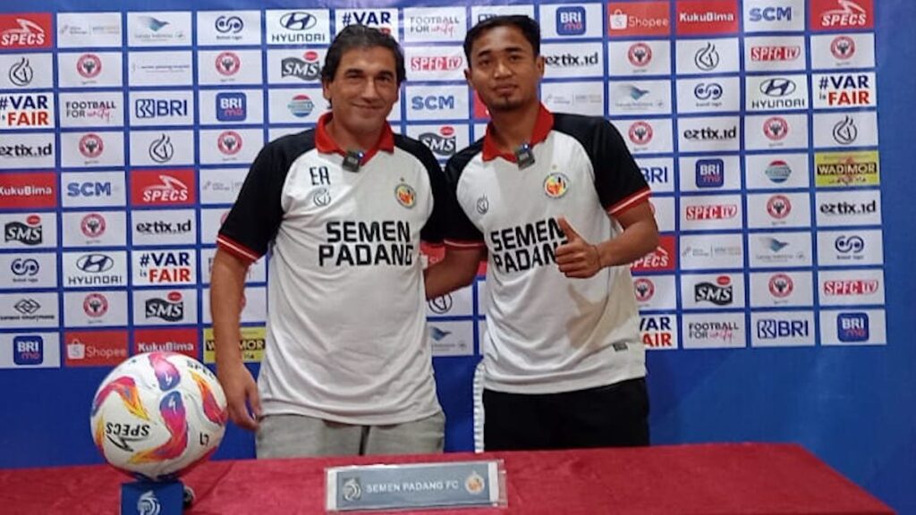 Prematch press conference Semen Padang FC kontra Persija. (dok. Radarsumbar)